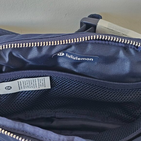 NWT LULULEMON Everywhere Belt Bag Metal Hardware 1L TRNV/SLVR Blue Silver - Picture 8 of 13